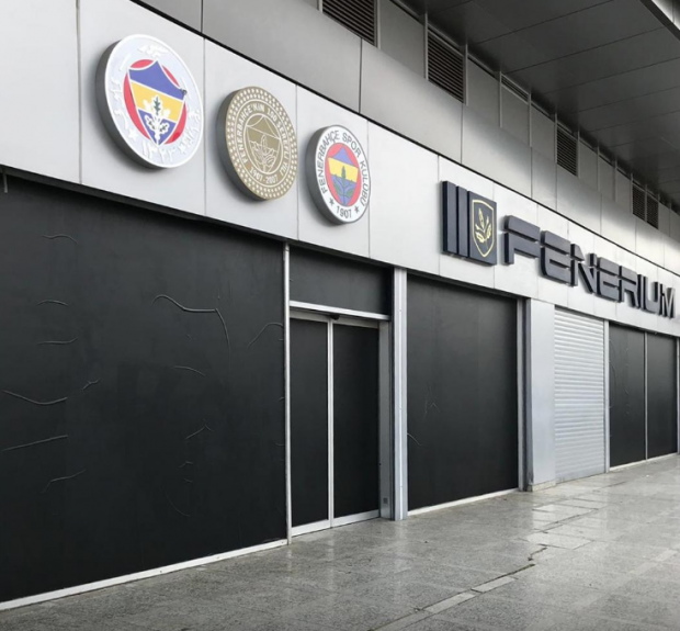 Sosyal Medya Hesaplari Kapatildi Yayin Durduruldu Fenerbahce De Neler Oluyor Internet Haber