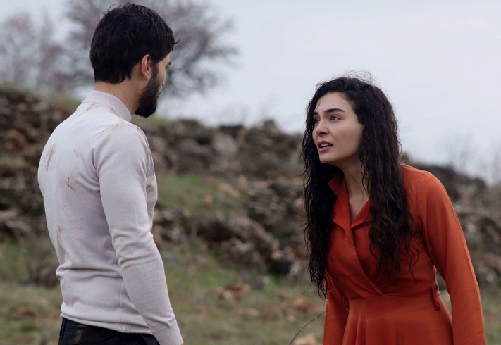 Hercai dizisinde olay çıktı! Sevilen oyuncu apar topar ayrıldığını duyurdu