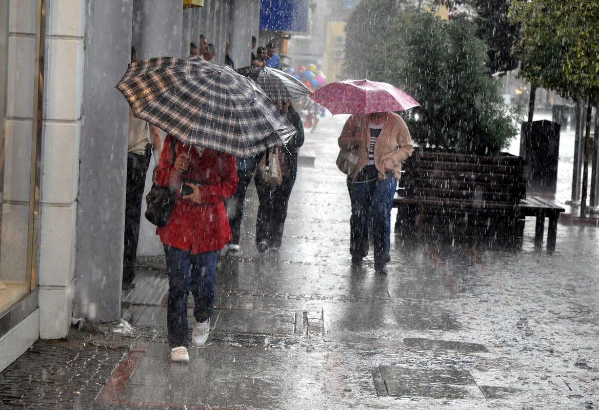 Meteoroloji'den uyarı! Bu illere sağanak yağış yolda