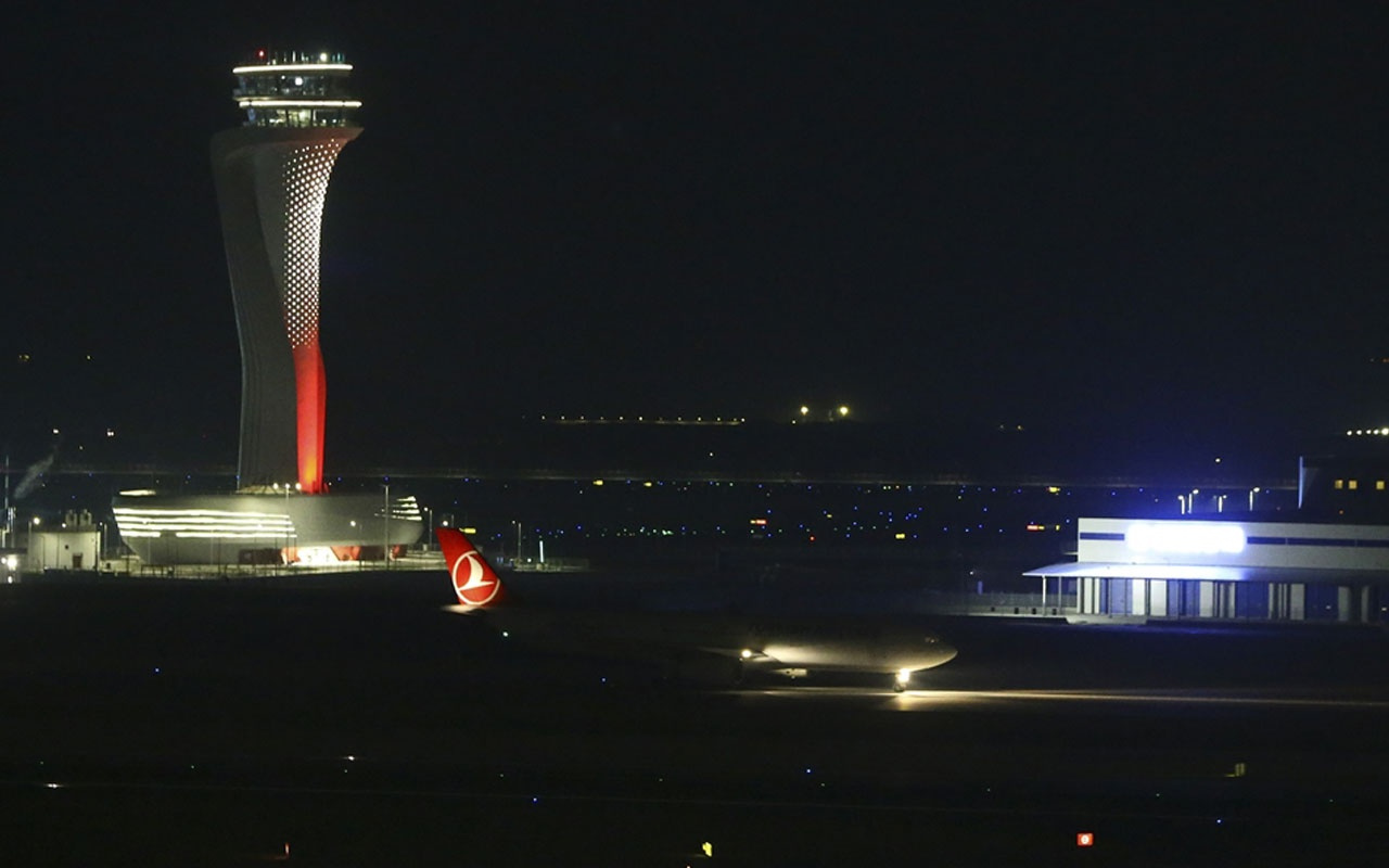Atatürk Havalimanı'ndan İstanbul Havalimanı'na "Büyük Göç" başladı