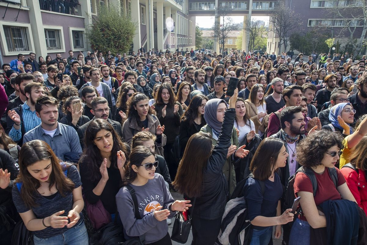 Ankara Üniversitesi'de profesörün tecavüzü öğrencileri ayağa kaldırdı