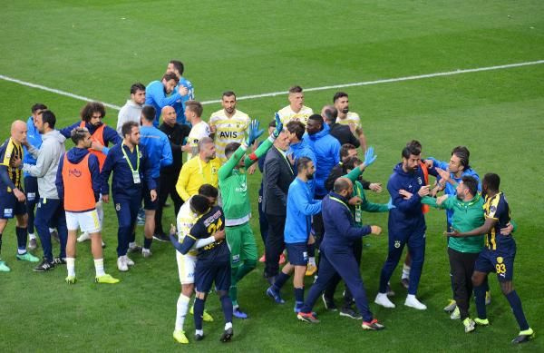 Fenerbahçeli yıldız için olay sözler: Kendisini Iniesta sanıyor