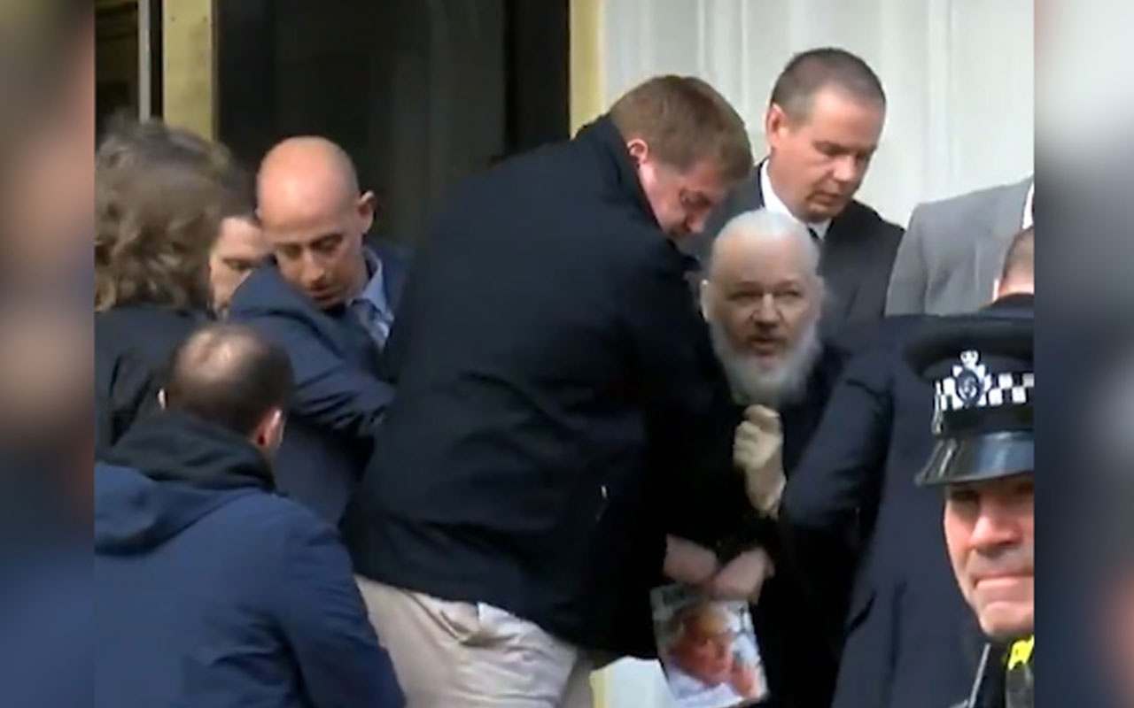 Wıkıleaks ile dünyayı sarsmıştı! Kurucusu Jullıan Assange gözaltına alındı