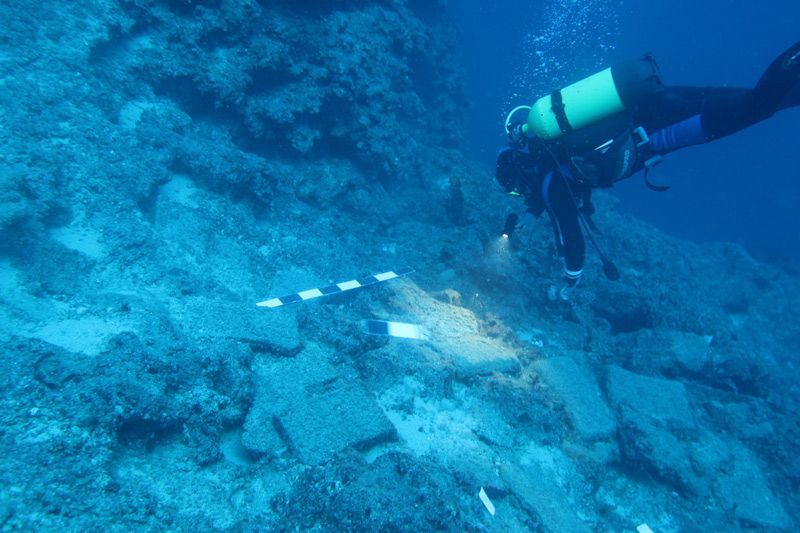 Antalya açıklarında bulundu tam 74 külçe