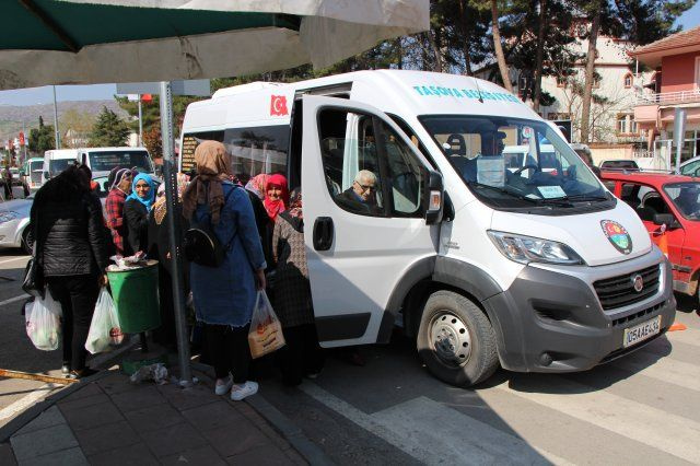 Seçimlerle alakası yok Bu belediye minibüsünde para geçmiyor