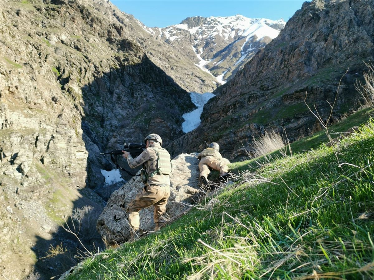 Diyarbakır Lice ve Kulp'ta PKK'ya darbe