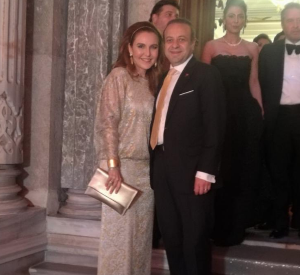Cumhurbaşkanı Erdoğan nikah şahidi oldu Yelda Demirören ve Haluk Kalyoncu evlendi