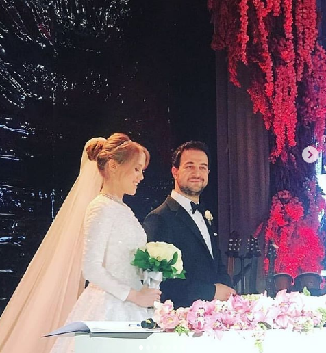 Cumhurbaşkanı Erdoğan nikah şahidi oldu Yelda Demirören ve Haluk Kalyoncu evlendi