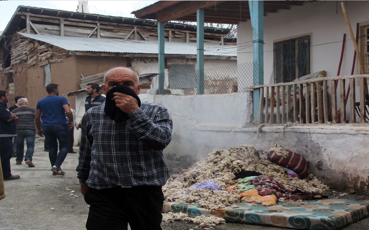 Erzincan'da Töhve anayı hüngür hüngür ağlatan yangın