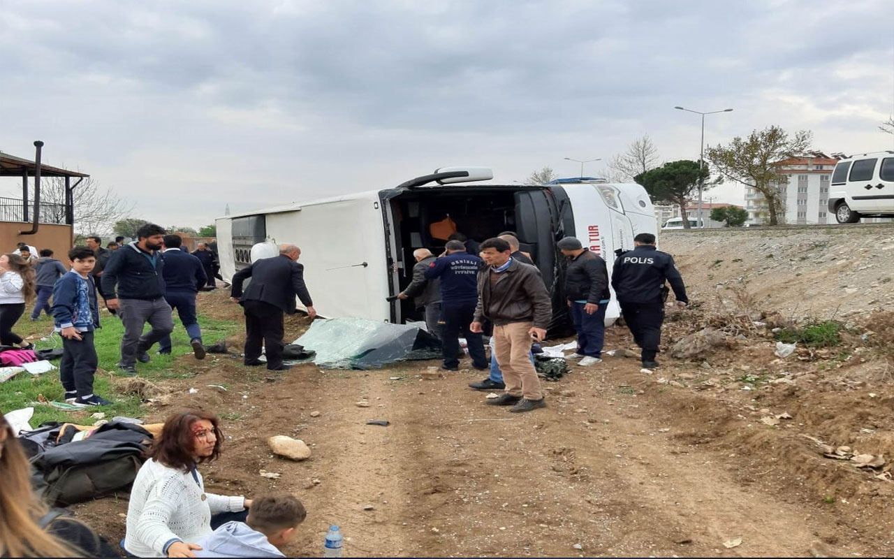 Denizli'de öğrencileri taşıyan tur otobüsü devrildi: 34 yaralı