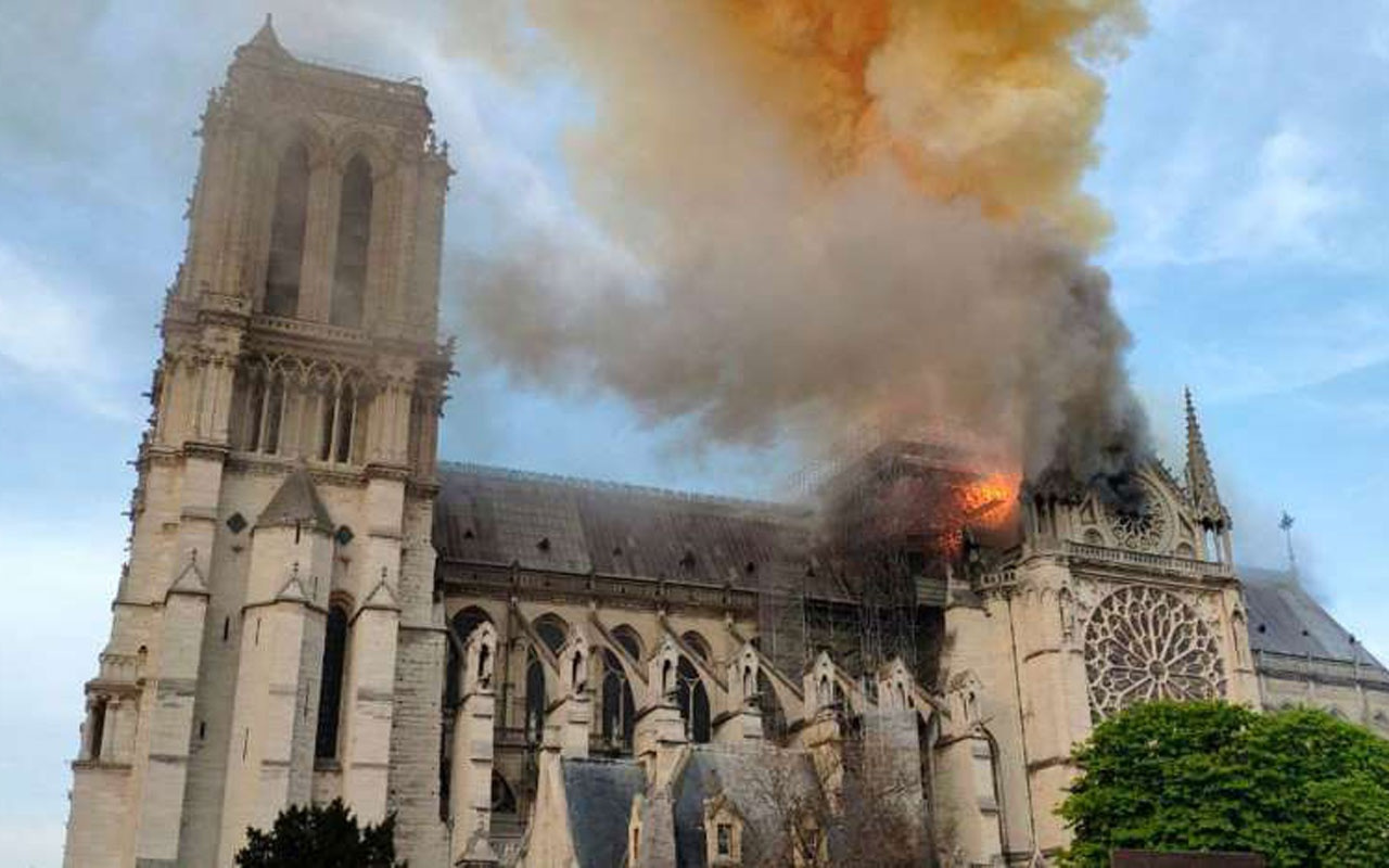 Notre Dame kundaklandı mı Paris Başsavcısı Remy Heitz açıkladı