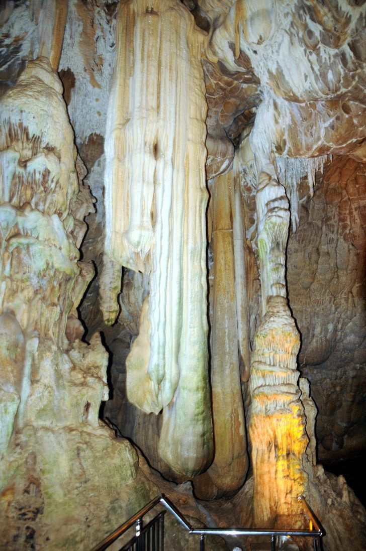 'Dünyada çok nadir rastlanıyor!' Türkiye'nin gizli güzelliği: Ballıca Mağarası