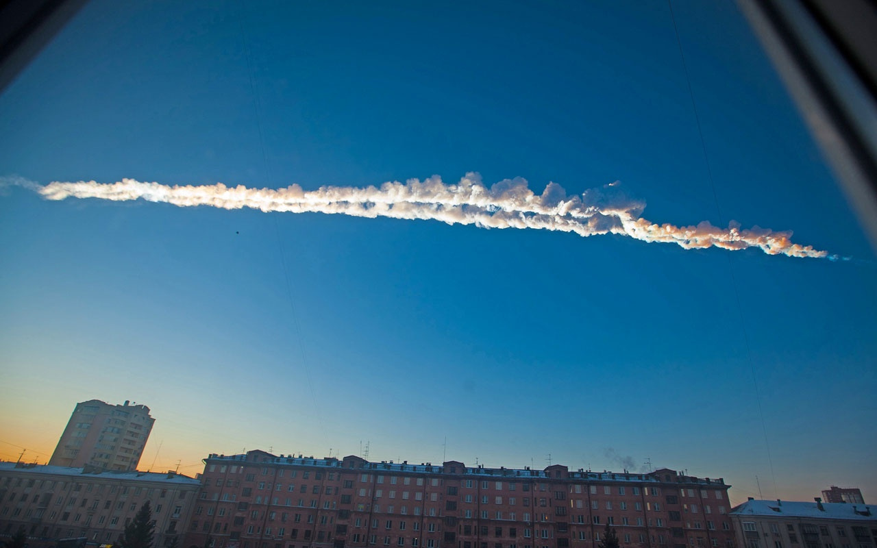 NASA 10 katlı bina büyüklüğündeki asteroid hakkında uyardı