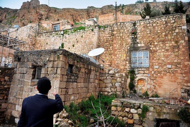 Mardin'de yağan yağmur duvarı yıkınca ortaya çıktı Tam 600 yıllık