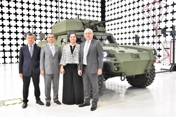 Türkiye'nin ilk elektrikli zırhlı aracı 'Akrep II' tanıtıldı