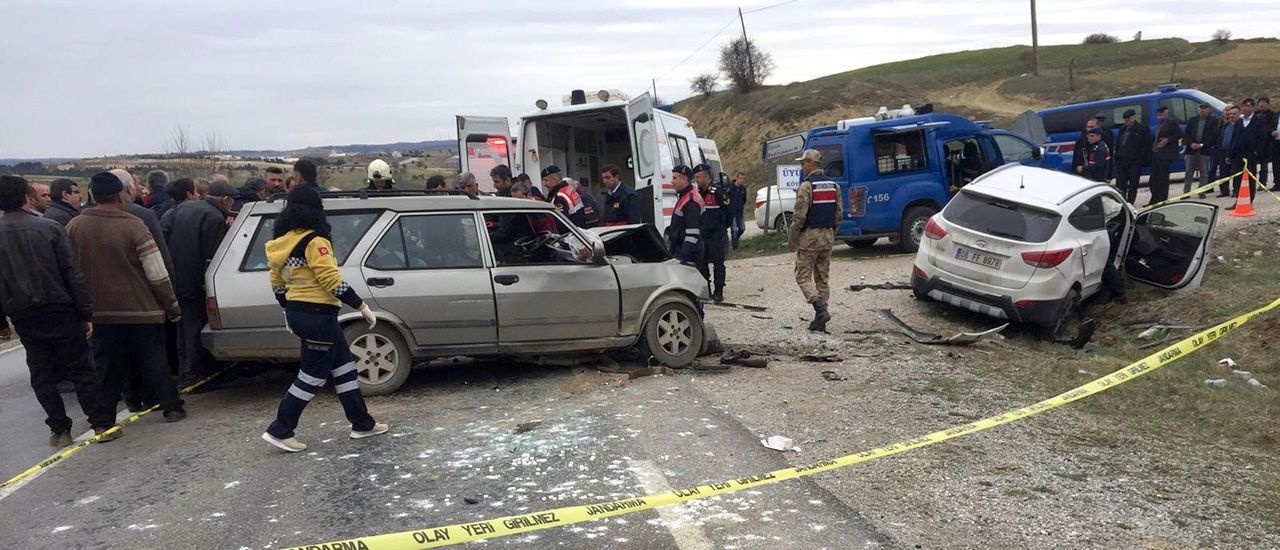 Kastamonu'da nişanlısıyla tartışan sürücü felakete yol açtı