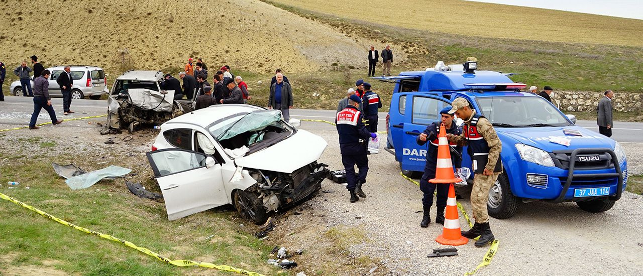 Kastamonu'da nişanlısıyla tartışan sürücü felakete yol açtı
