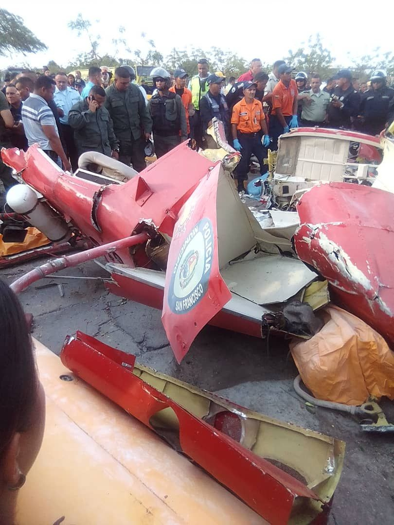 Venezuela’da polis helikopteri düştü: General ve pilot öldü