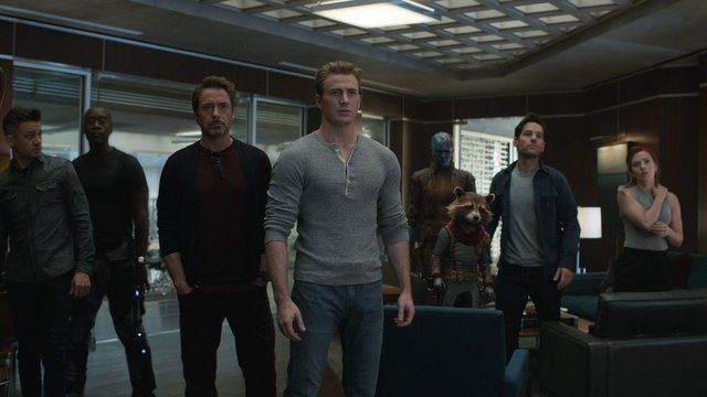 Avengers hasılat rekoru kırdı! Türk oyuncuların Avengers benzerlikleri olay oldu