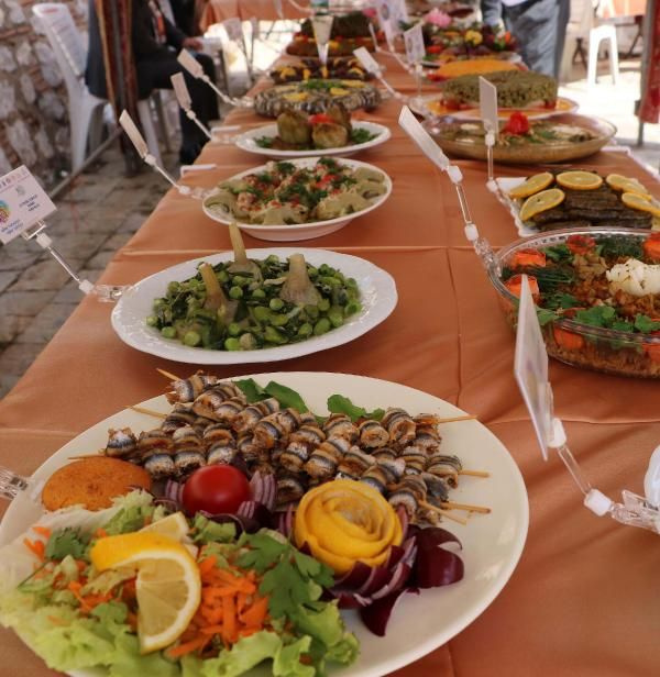 Mesir Festivali'nde yiyecekler yarıştı