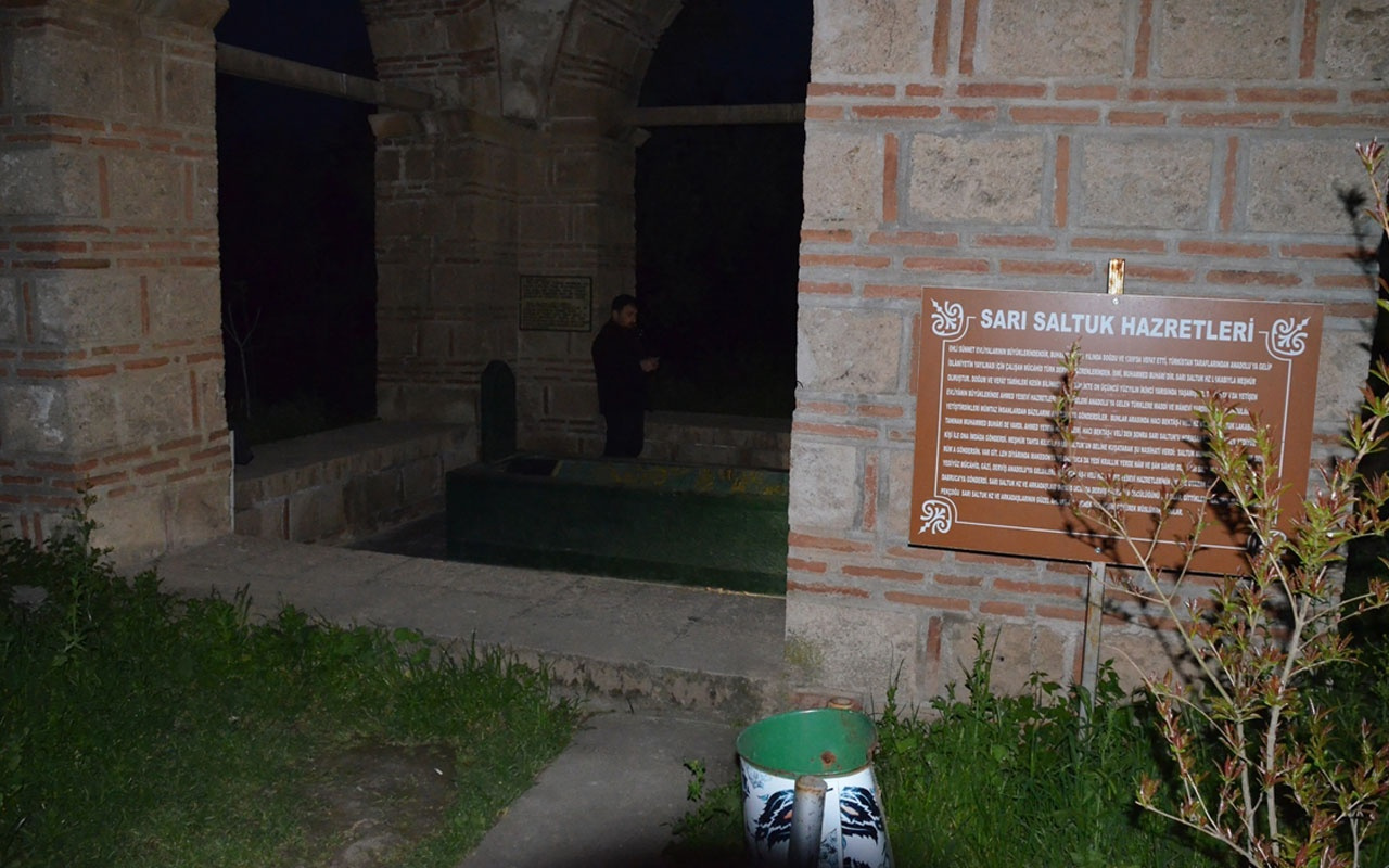 Bursa'da türbe bahçesinde define arandığı iddiası