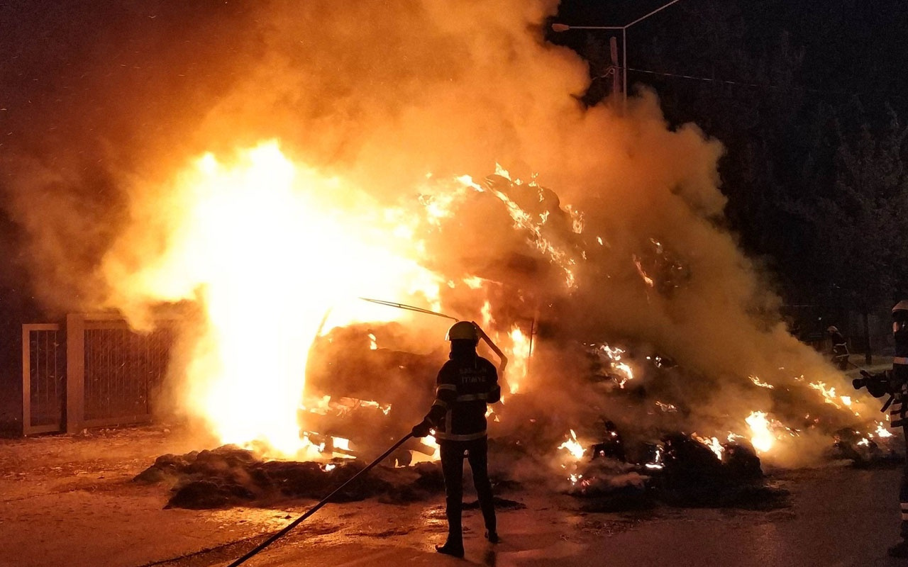 Saman yüklü kamyonu alev alev yandı