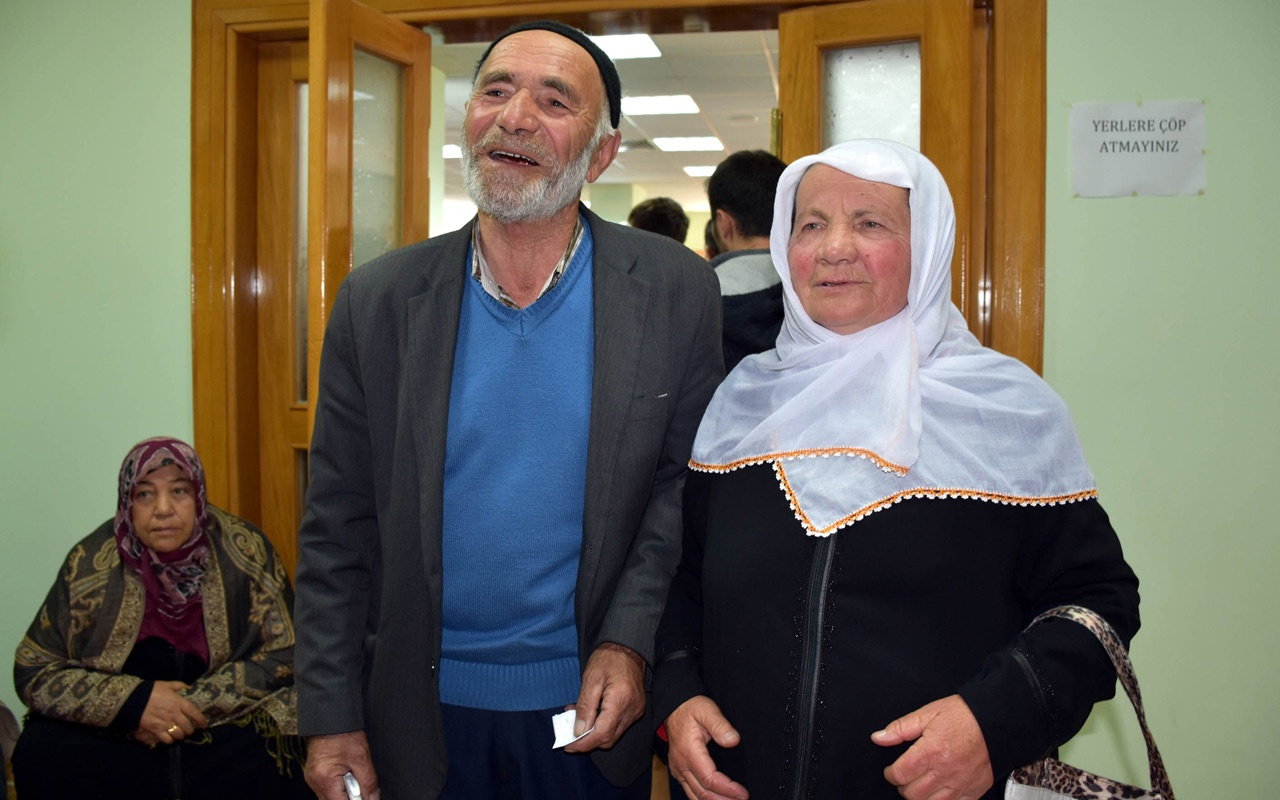Sivas'ın Şuşehri ilçesinde yaşlı çiftin hayali TOKİ ile gerçek oldu