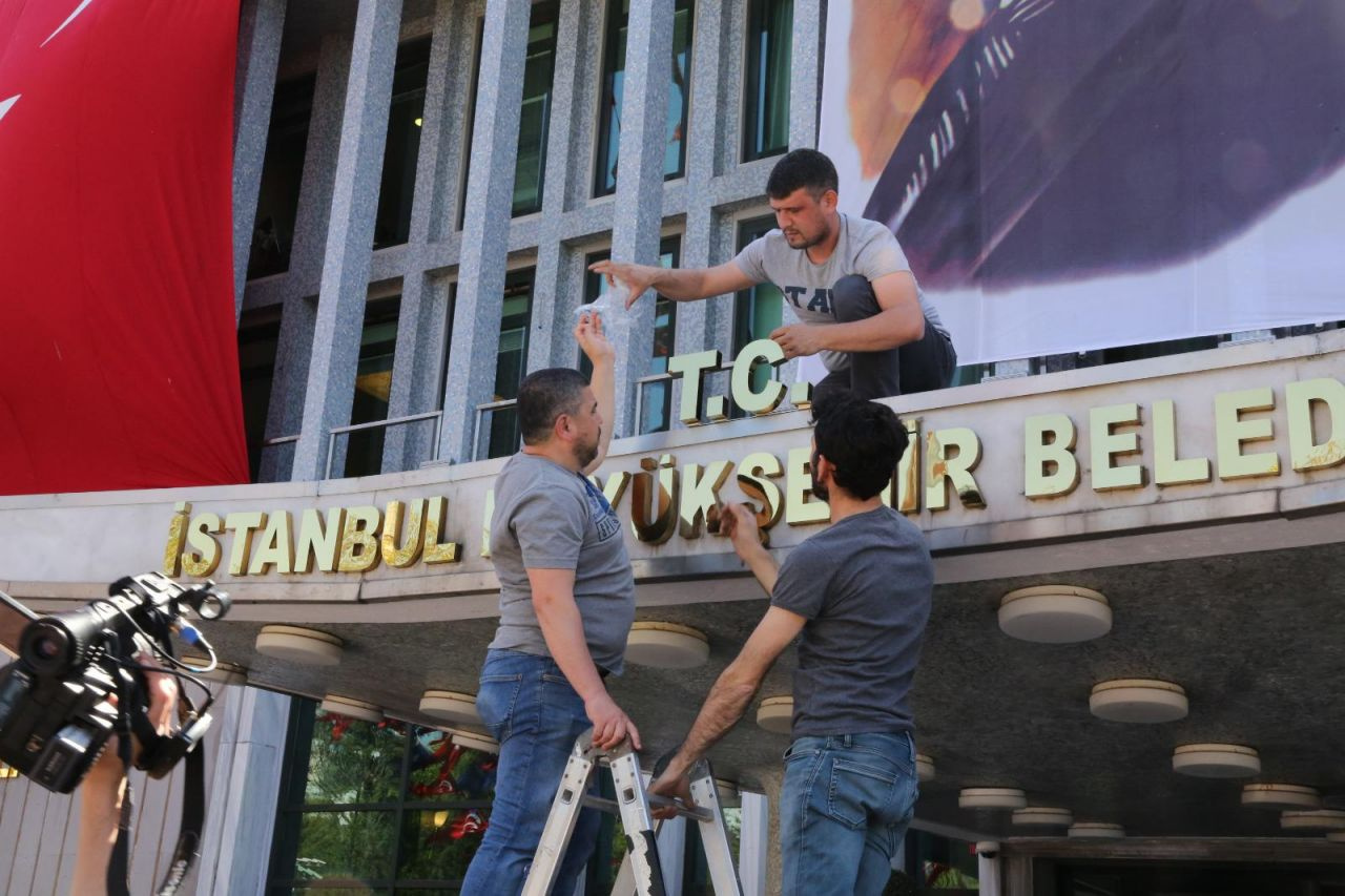 Ankara'nın ardından İmamoğlu düğmeye bastı! İBB'de büyük değişiklik