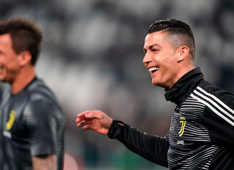 Ronaldo dünyanın en pahalı otomobilini aldı