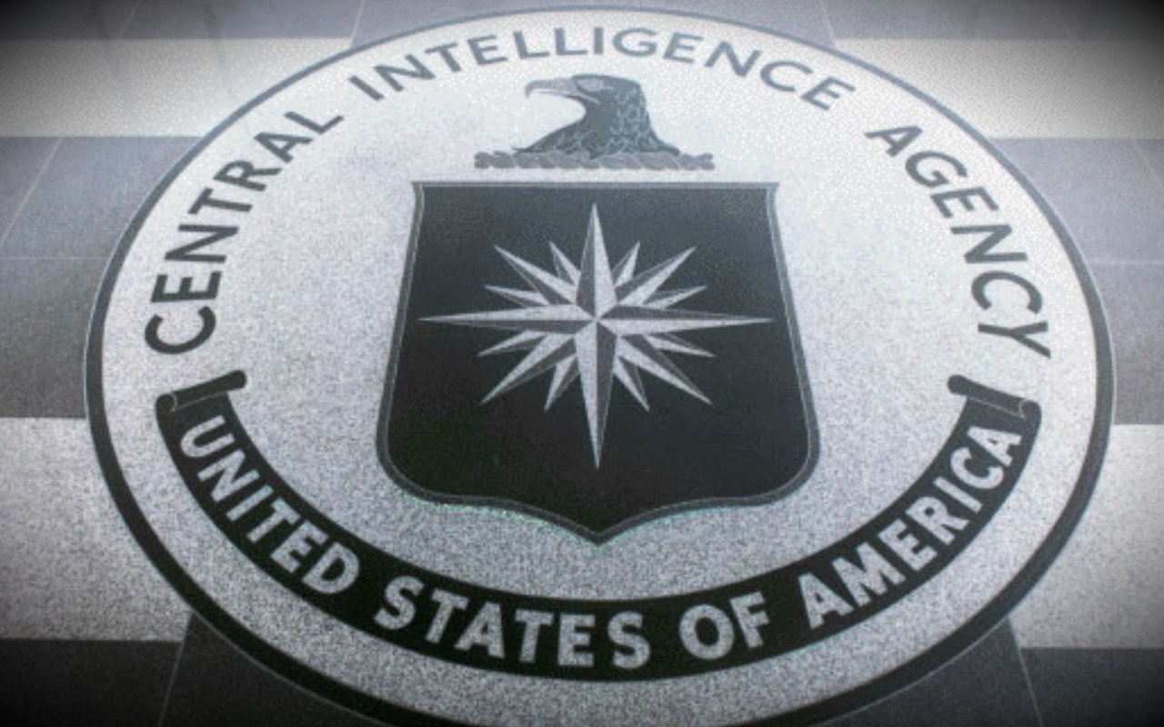 CIA'in ilk Instagram fotoğrafının şifrelerini çözebildiniz mi?
