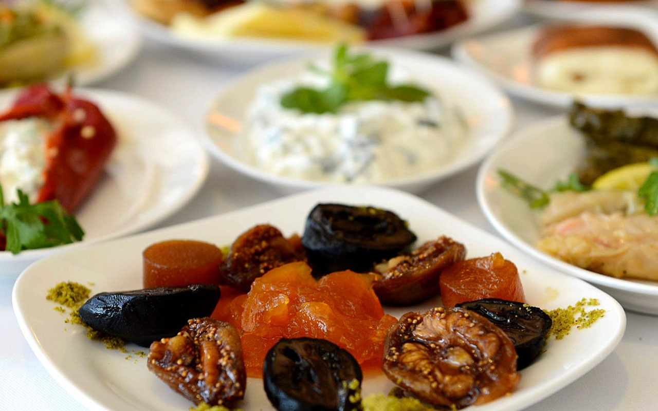 Antalya iftar vakti akşam ezanı ne zaman Diyanet imsakiyesi