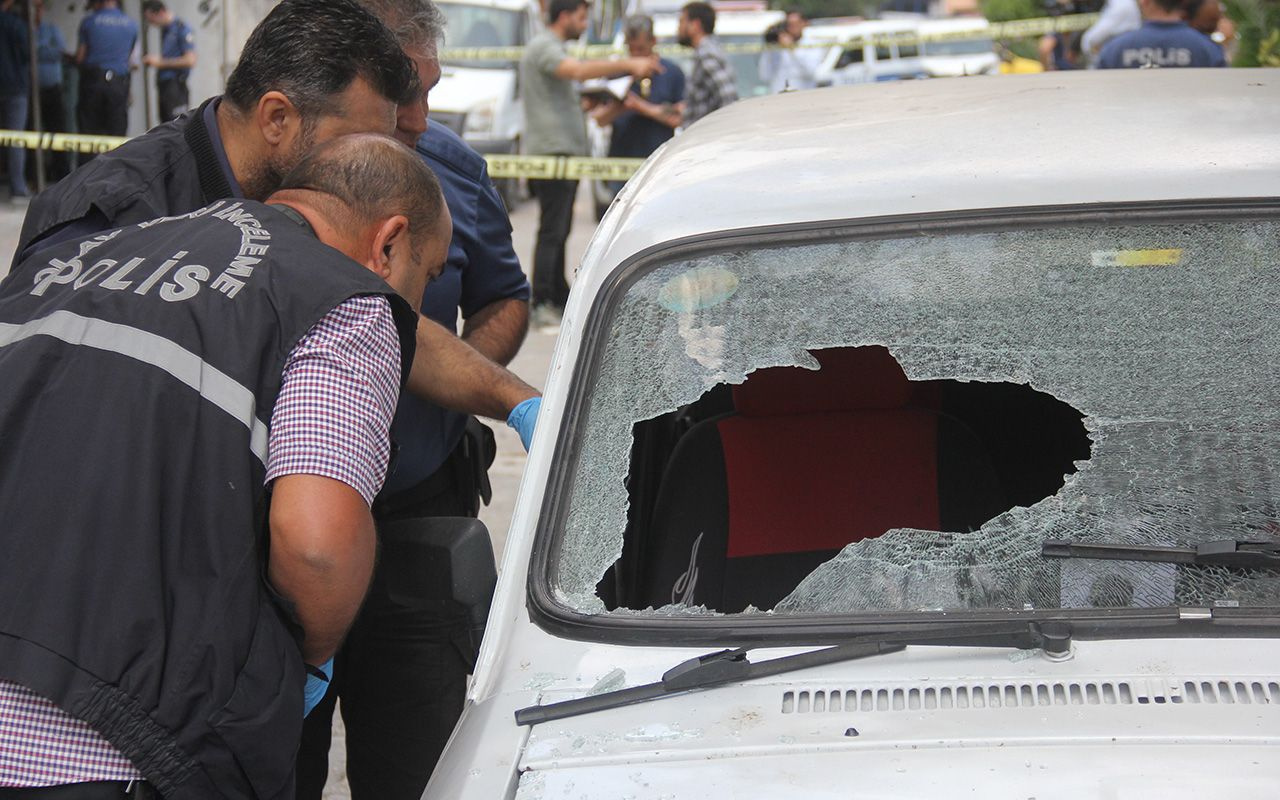 Adana'da pompalı tüfekli ters yön kavgası 4 yaralı
