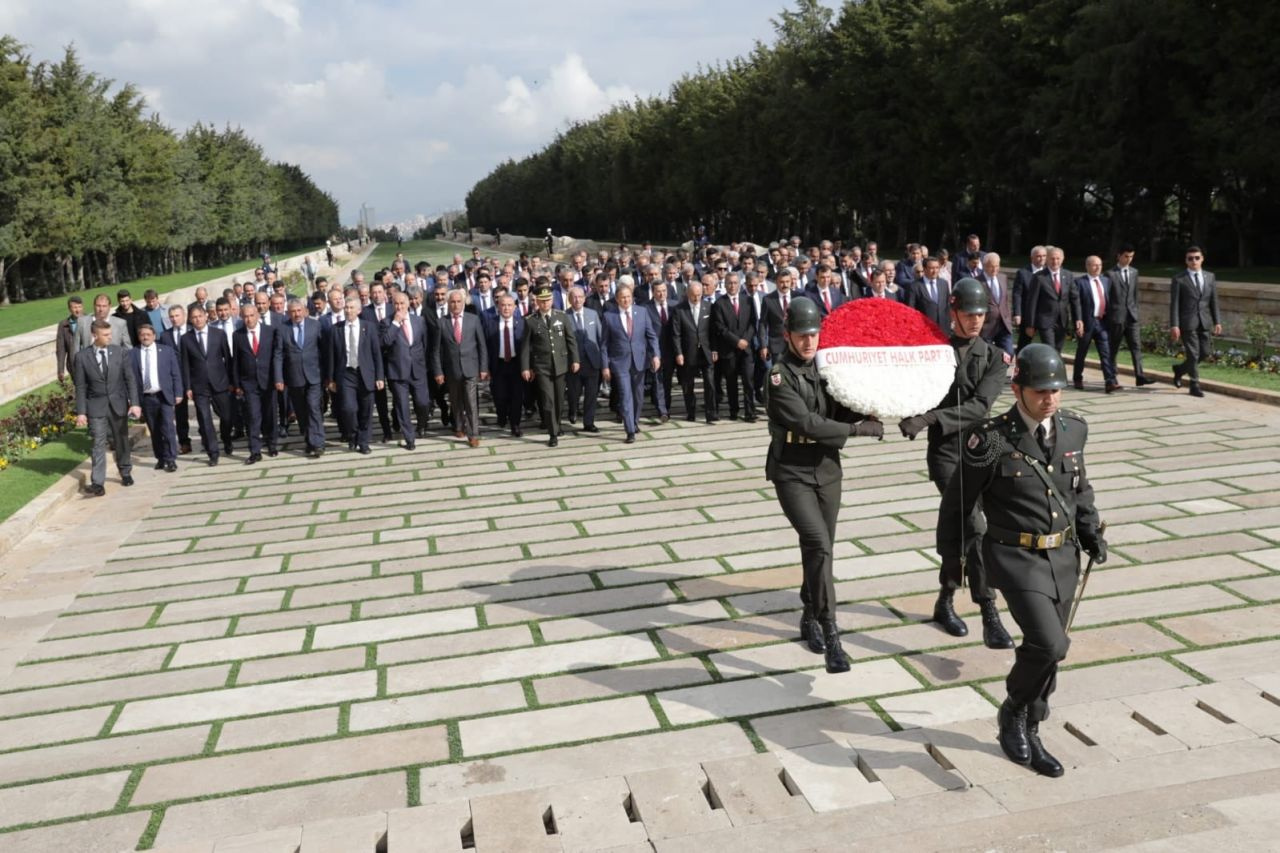 CHP'li 250 belediye başkanından Anıtkabir ziyareti Ekrem İmamoğlu da paylaştı