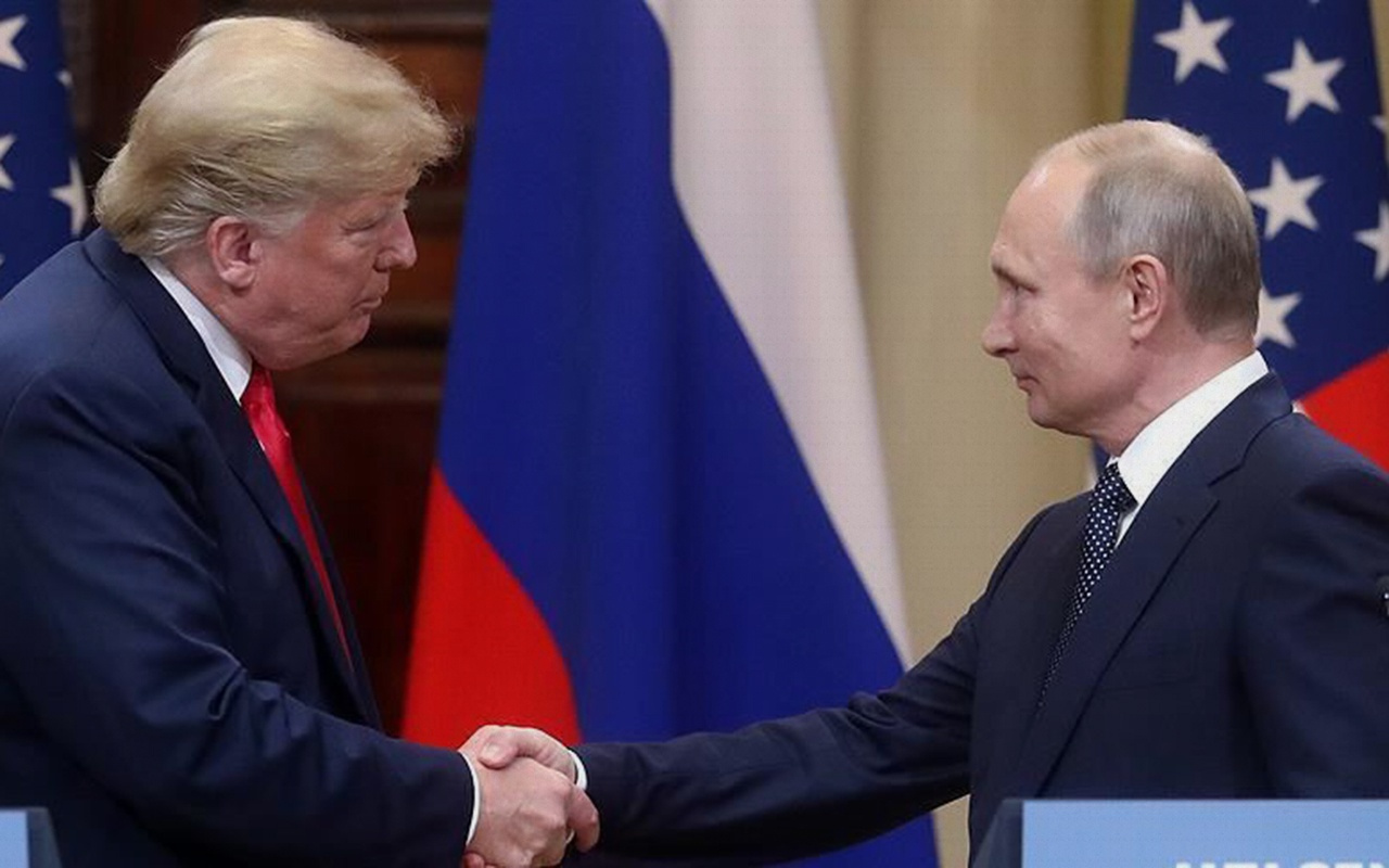 Vladimir Putin ile ABD Başkanı Donald Trump'tan kritik görüşme