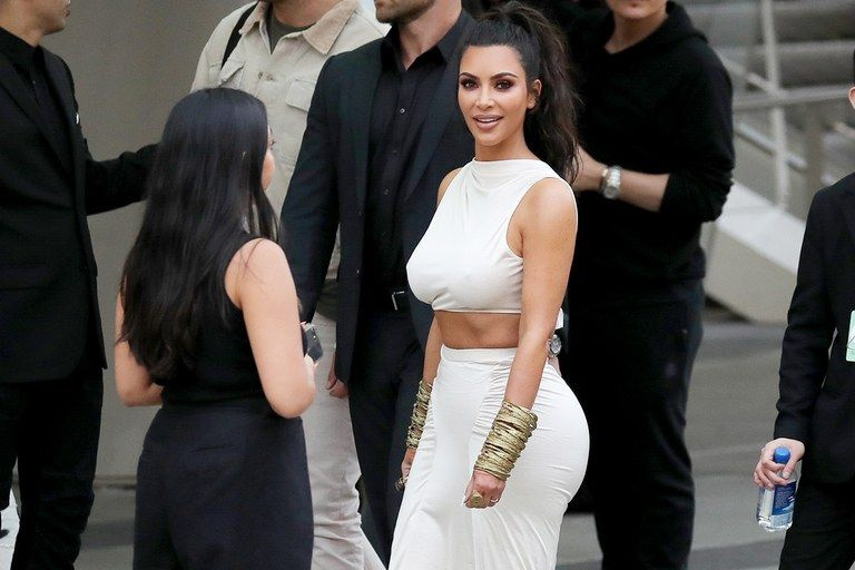 Kim Kardashian Instagram kazancıyla dudak uçuklattı! Tek gönderi için bakın ne kadar alıyor?