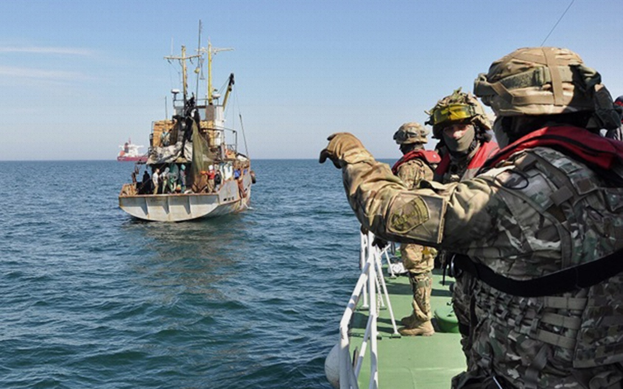 Ukrayna 3 Türk balıkçı teknesine el koydu