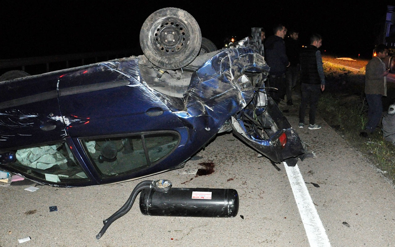 Kırıkkale'de otomobil devrildi: 1 ölü 4 yaralı