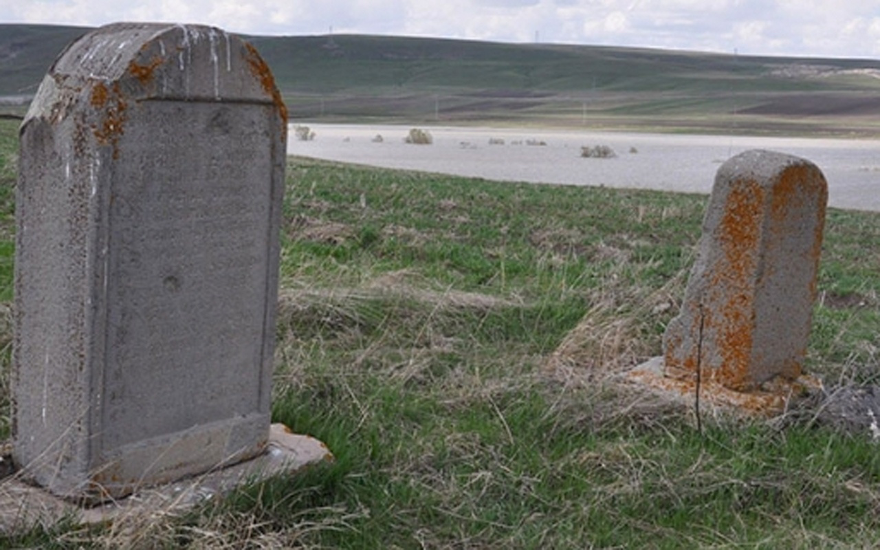 Kars’ta Rus anıt mezarlar ortaya çıktı