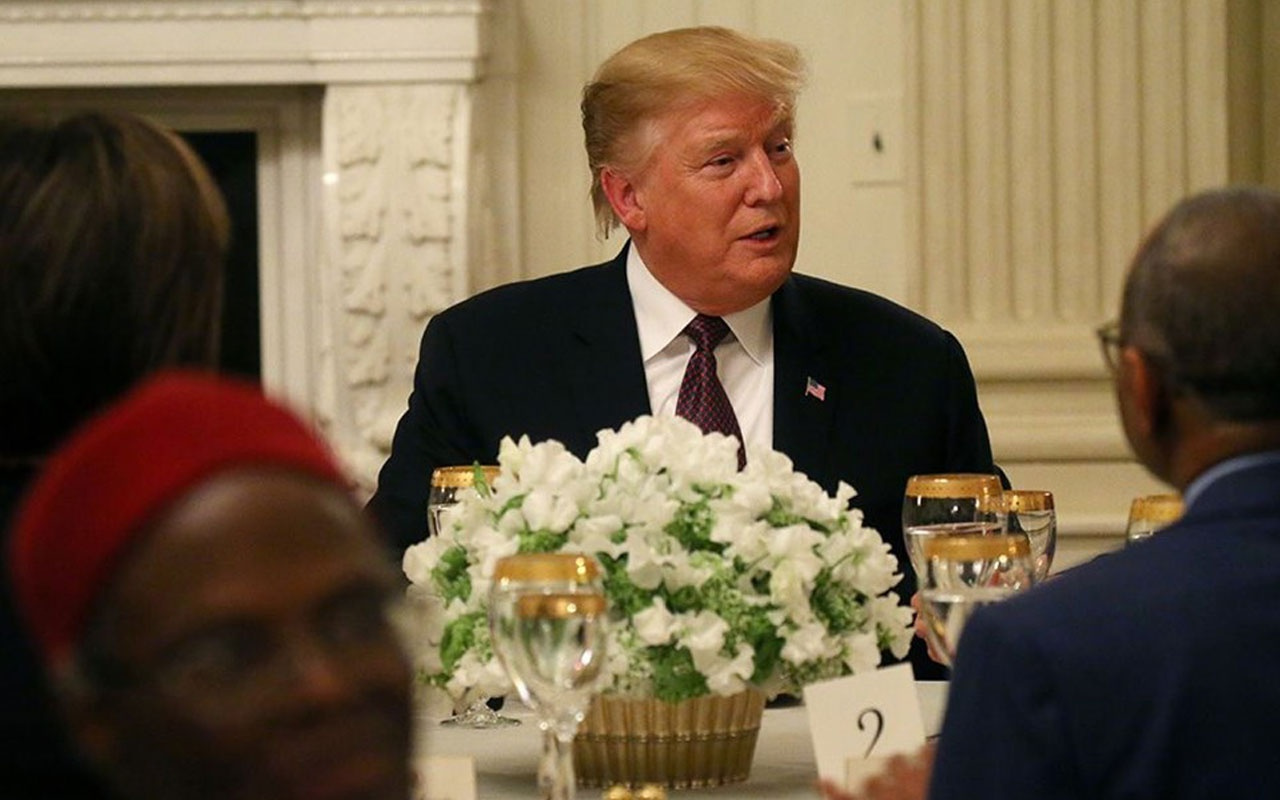 Donald Trump Beyaz Saray'da iftar verdi Türkiye'den sadece o isim yer aldı