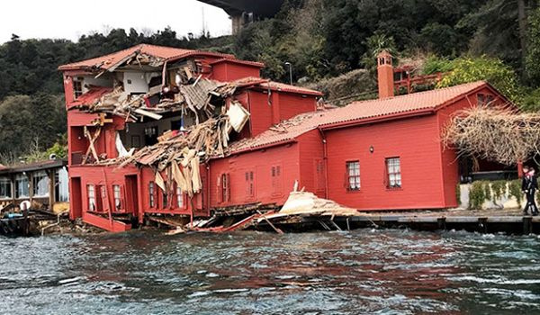 Tarihi yalıya çarpan geminin sahibinin ödeyeceği miktar belli oldu