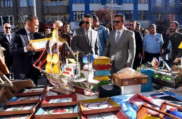 Hakkari'deki tutuklu ve hükümlüler sergi açtı