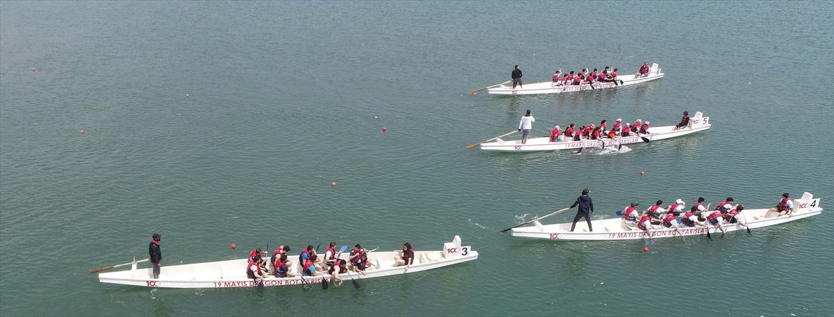Samsun'da dragon bot yarışları başladı