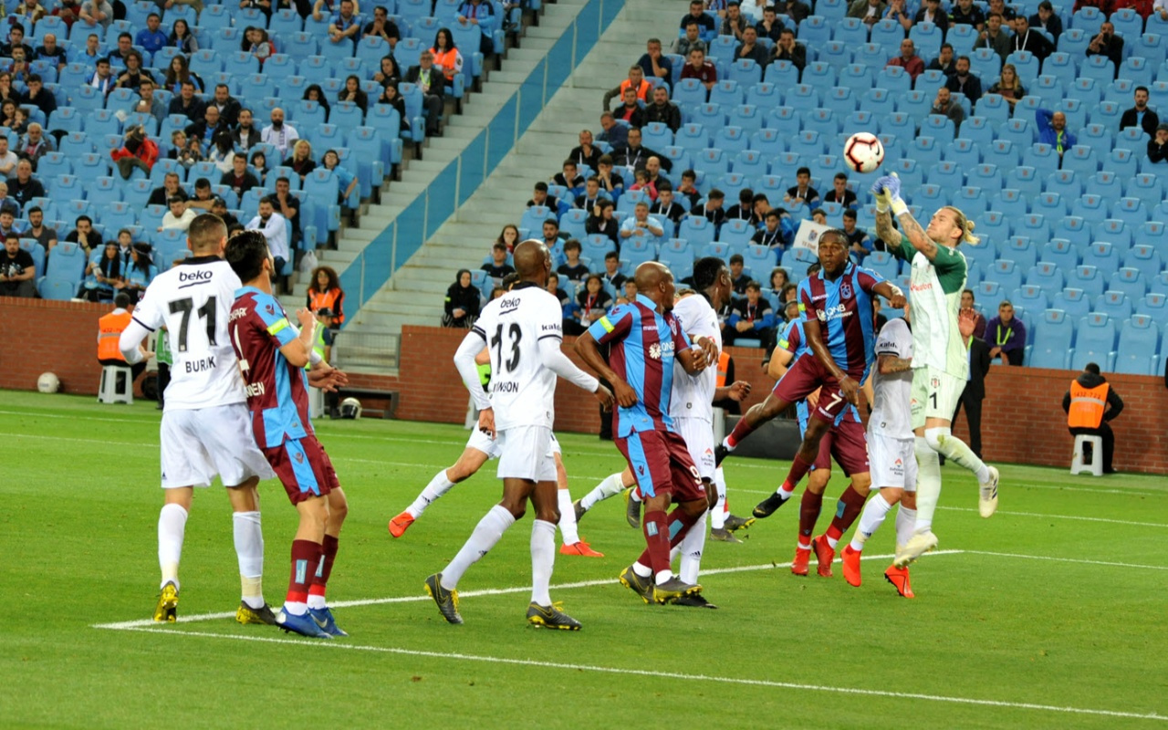 Trabzonspor - Beşiktaş maçından muhteşem görüntüler