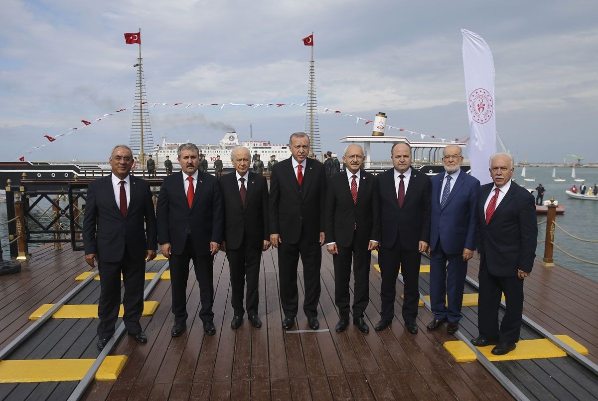 19 Mayıs'ın 100 yıl dönümünde bütün liderler Samsun'da buluştu
