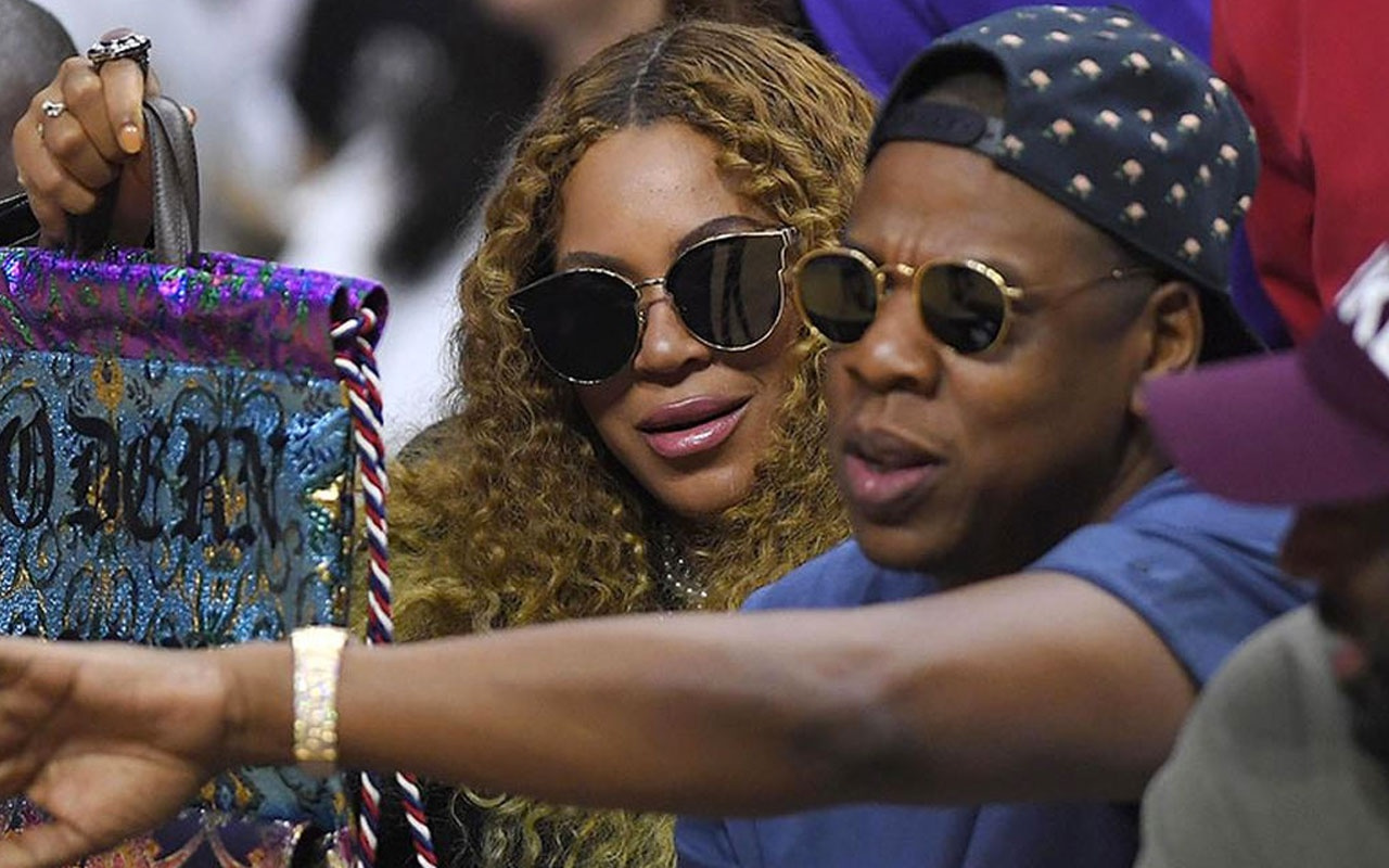 Beyonce'den 'eşi Jay Z ile halka açık yerlerde cinsel ilişki' itirafı...