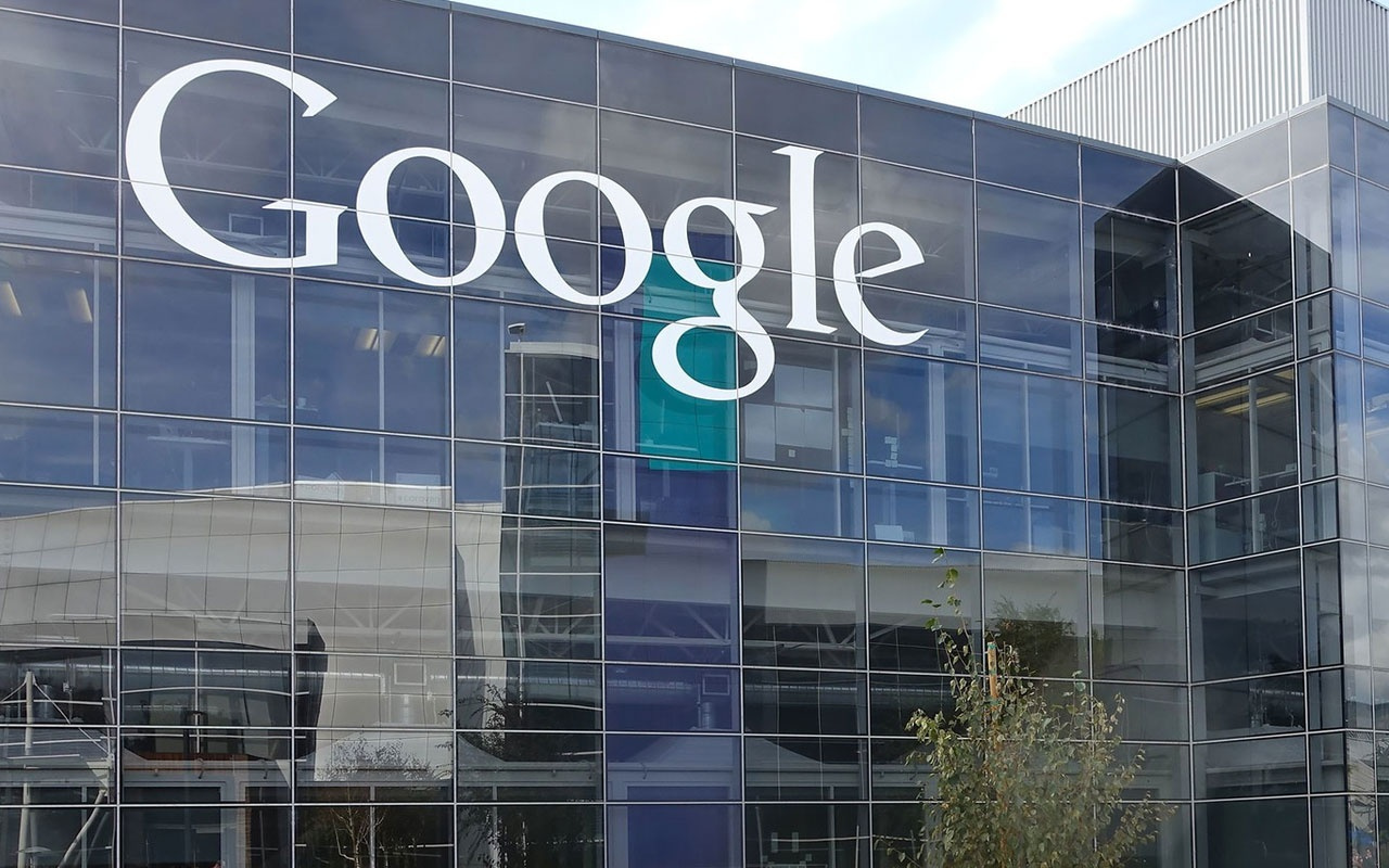 Huawei marka telefonlarda artık çalışmayacak Google'dan olay karar!