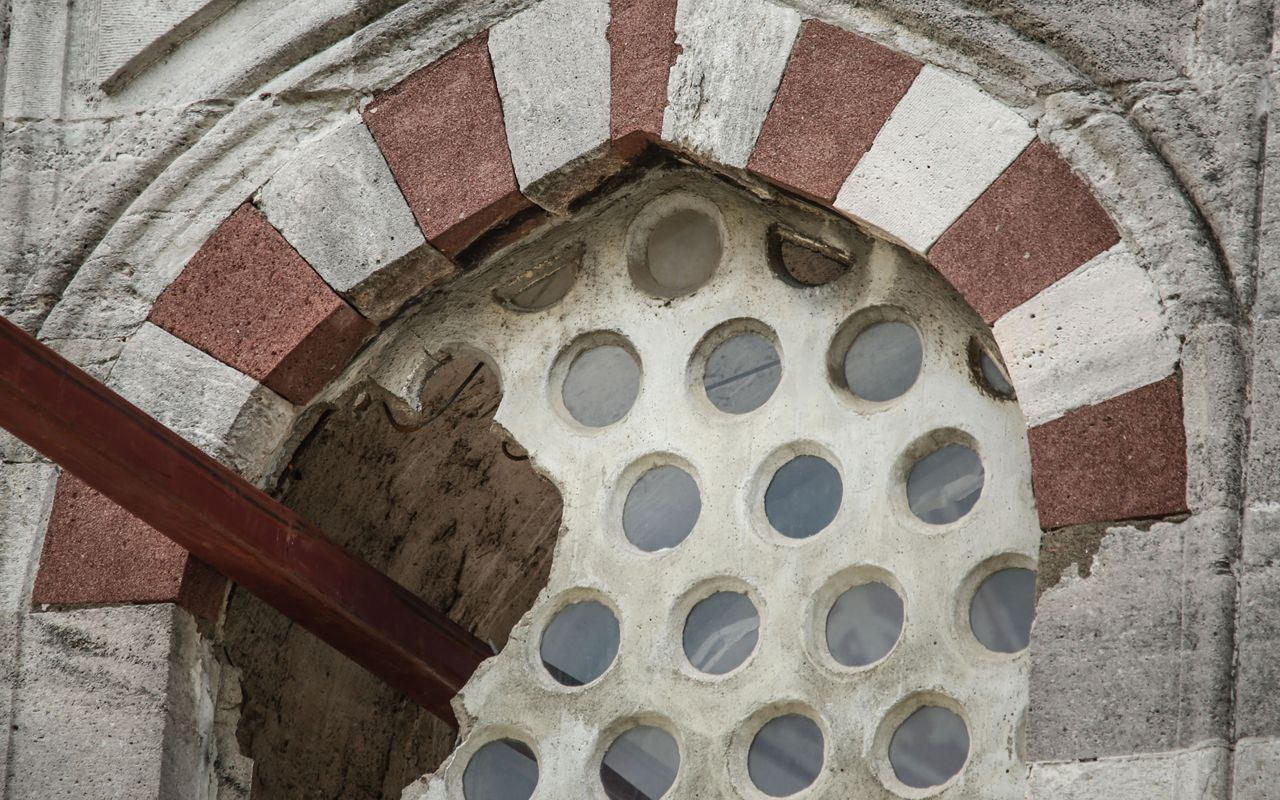 Sultanahmet'te tartışma yaratan restorasyon