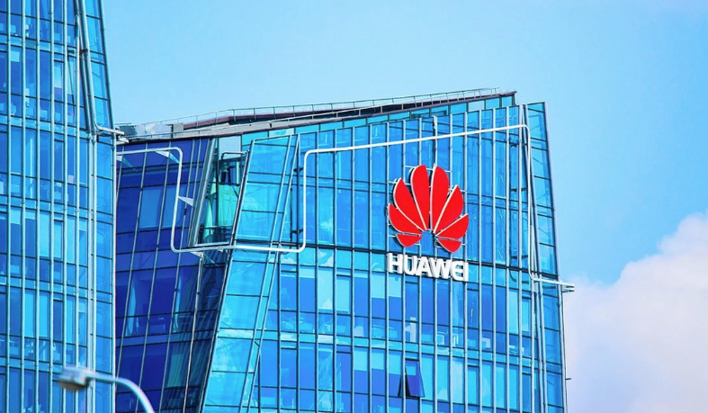 Google'ın Huawei kararı sonrası ne olacak? Huawei kullanıcıları için büyük tehlike
