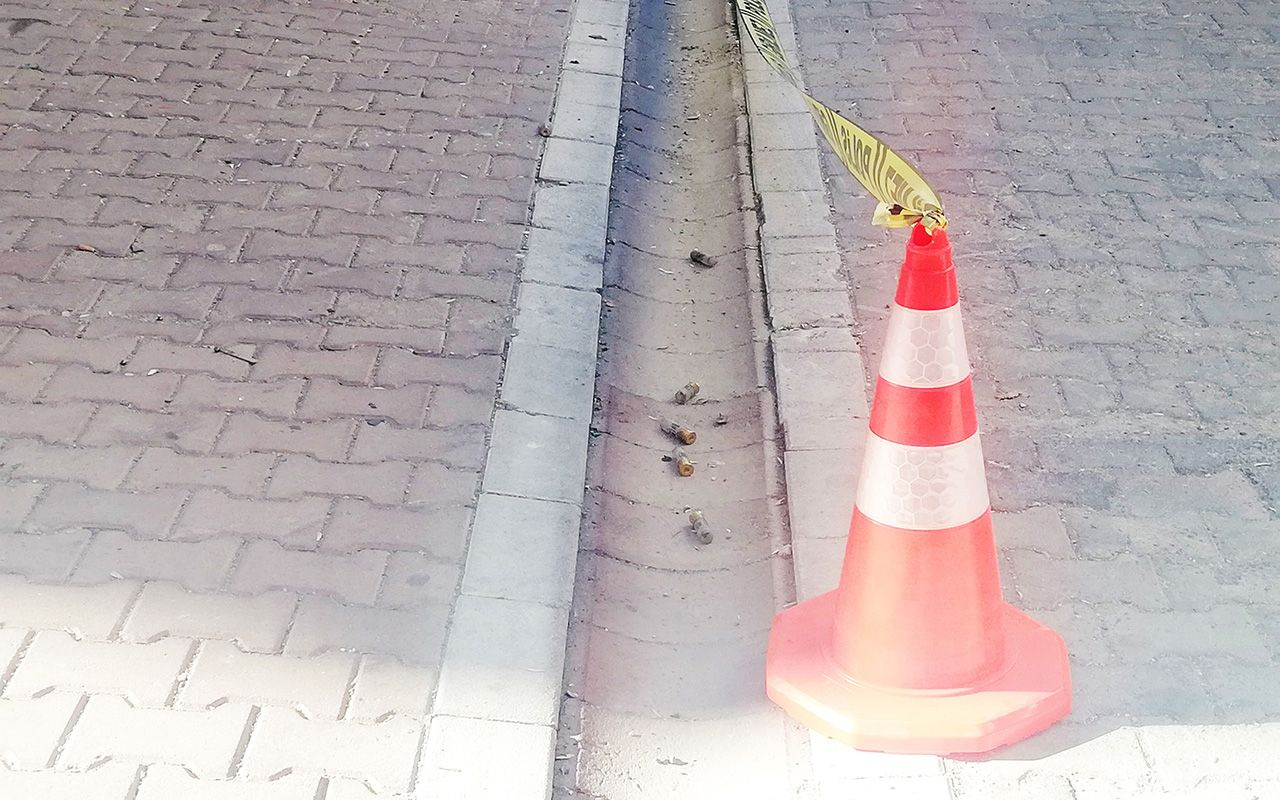 İstanbul Esenyurt'ta öfkeli adam genç kıza dehşeti yaşattı