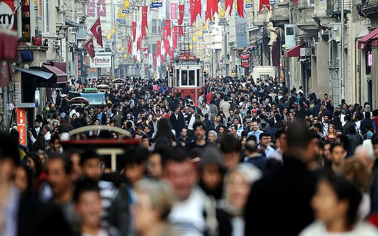 Türkiye'nin yeni nüfusu açıklandı! İşte Türkiye'nin il il nüfusu